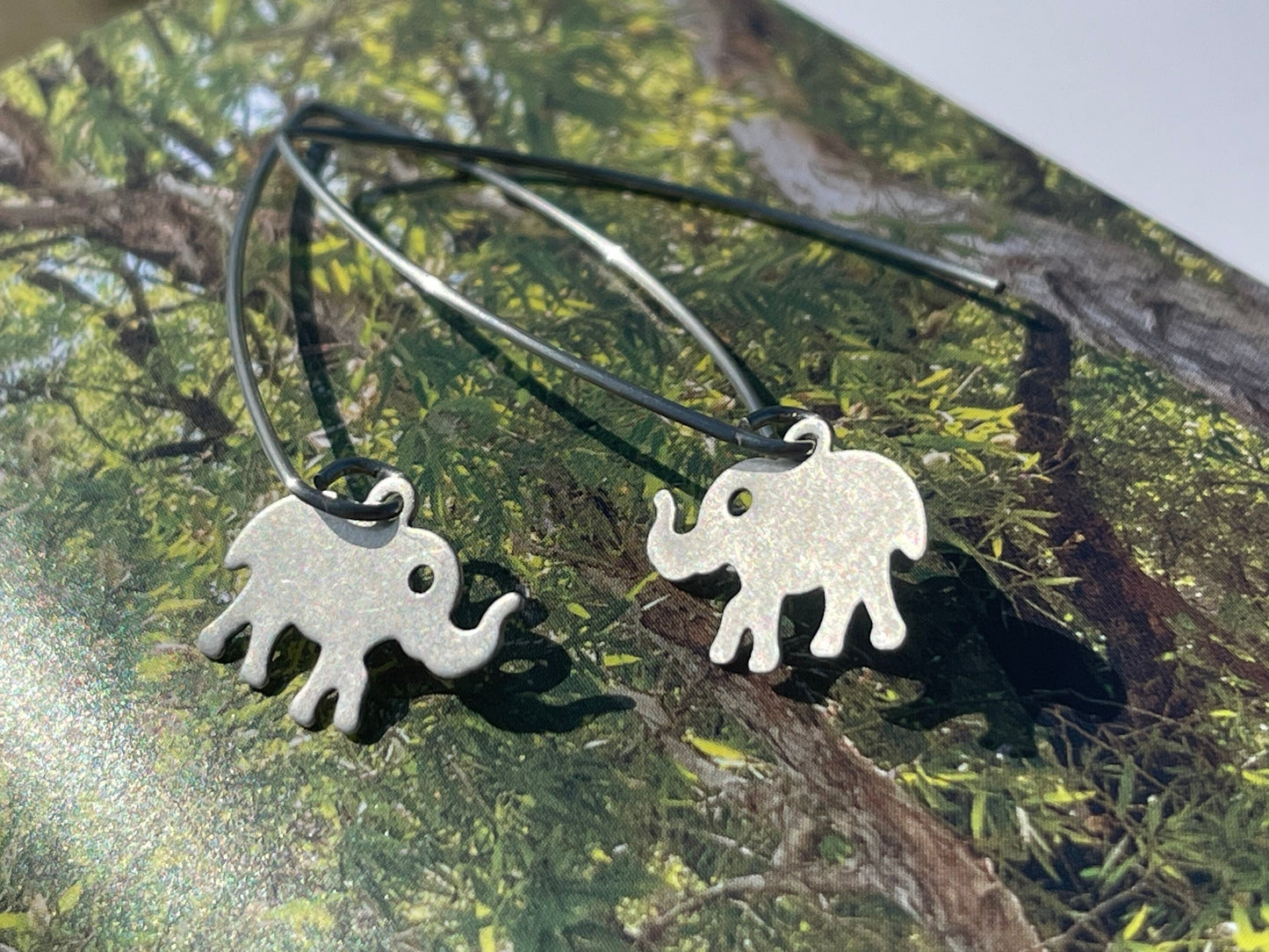 Elephant earrings, elephant jewellery, boho earrings, Gift for her, bohemian hippy earrings, Animal earrings, boho jewellery Africa earrings