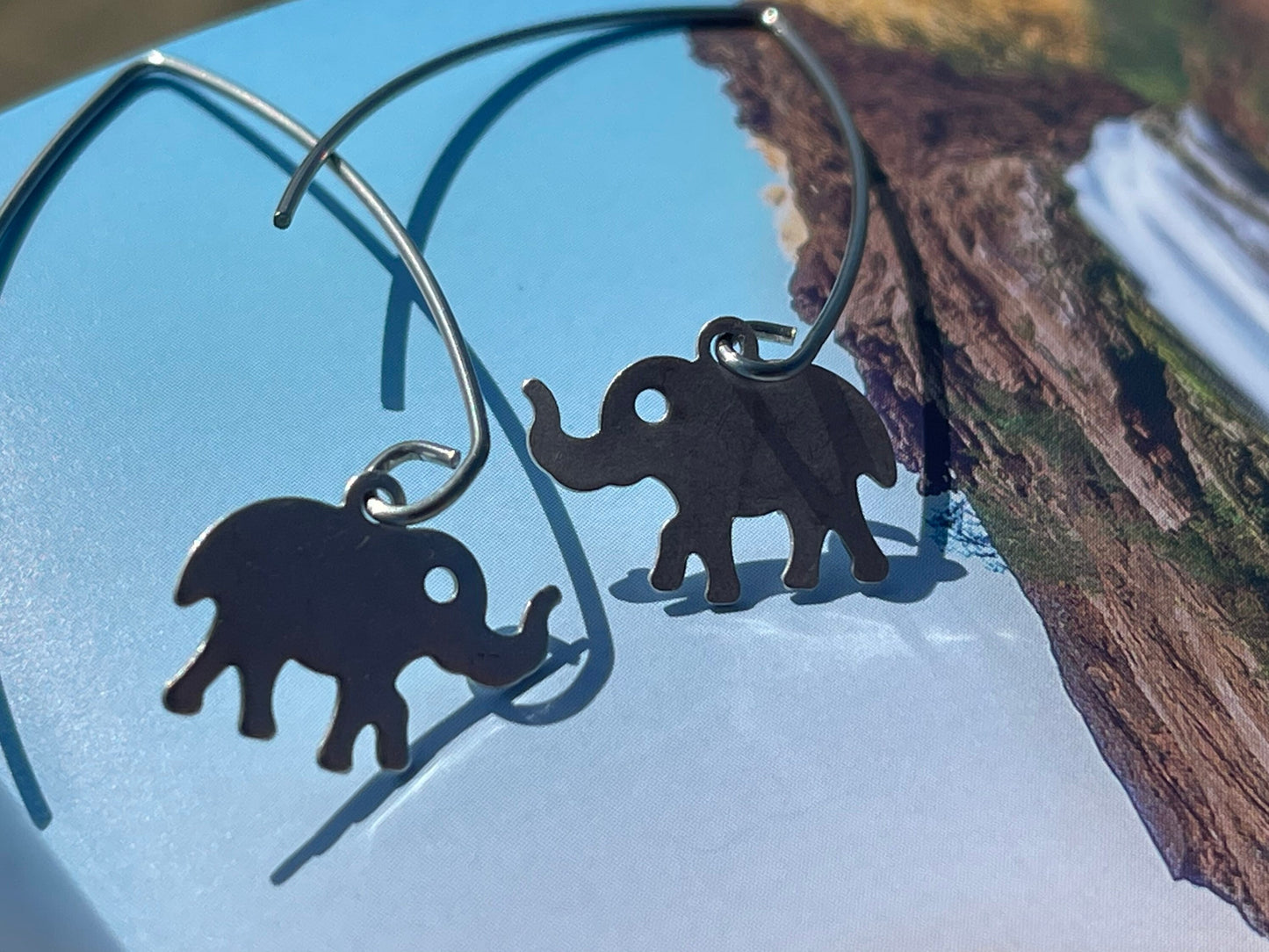 Elephant earrings, elephant jewellery, boho earrings, Gift for her, bohemian hippy earrings, Animal earrings, boho jewellery Africa earrings