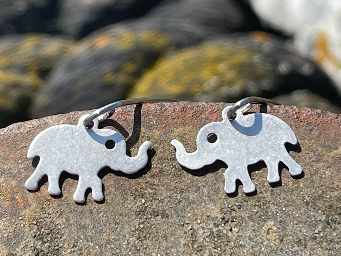 Elephant earrings, elephant jewellery, boho earrings, Gift for her, bohemian hippy earrings, Animal earrings, boho jewellery Africa earrings