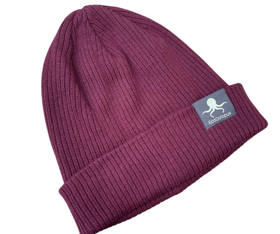 AUBERGINE. Bonnets écologiques. Fabriqués à partir de coton 100 % biologique.
