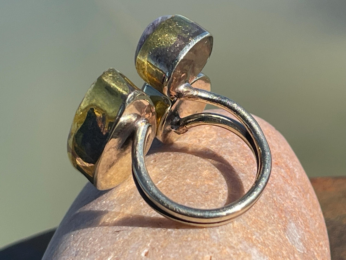 Fabulous vintage ring, large green ring, boho vintage jewellery, ethical jewellery, gypsy ring. Gypsy jewellery, statement jewellery