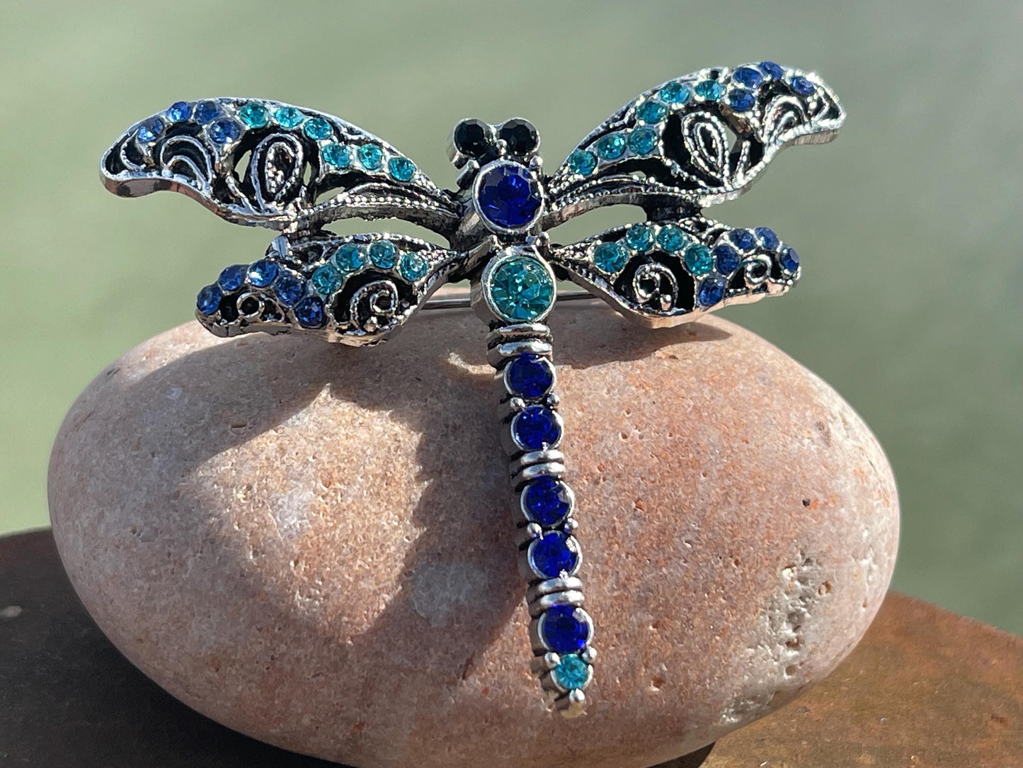 Blue dragonfly brooch, vintage jewellery, retro jewellery, unusual jewellery, blue brooch, eco friendly gifts for her, ethical jewellery
