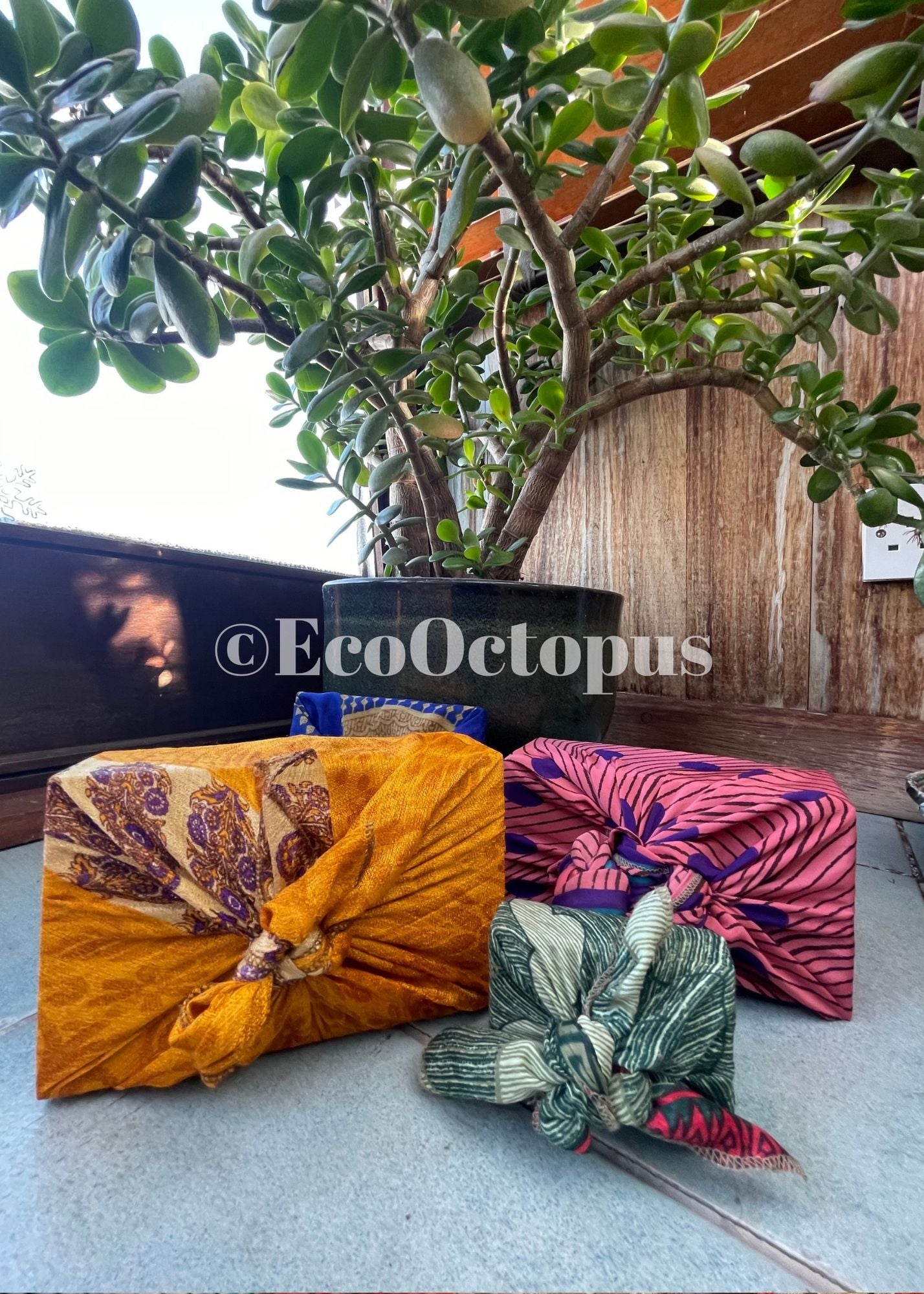 8 pieces of eco friendly sari gift wrap. Made from vintage silks. Ethical stationery. Eco friendly gifts. Re-usable recycled gift wrap.
