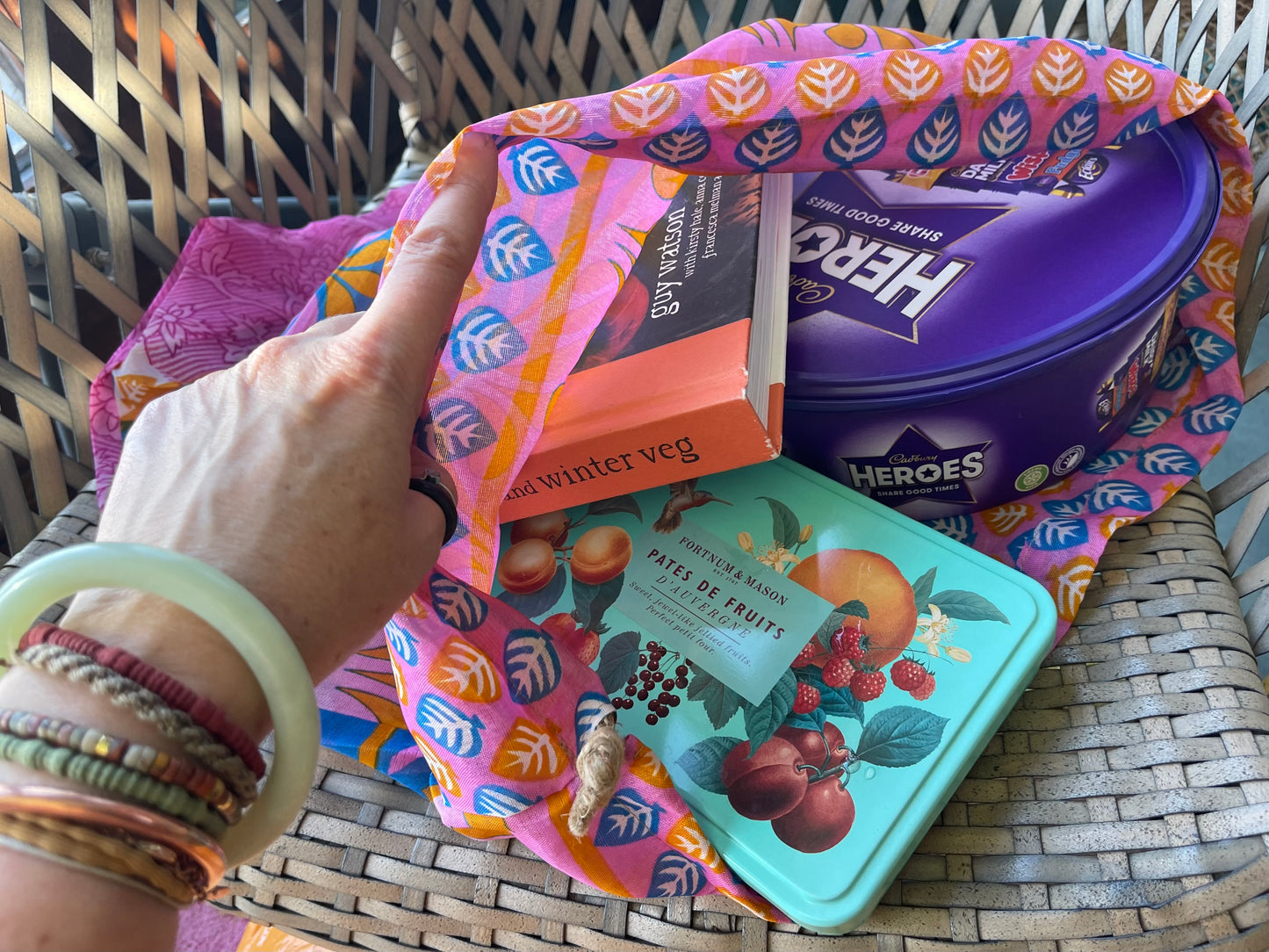 Large recycled sari bags. Alternative eco friendly wrapping option. Recycled bags for gifts. Recycled gift bags. Ethical draw string bags.