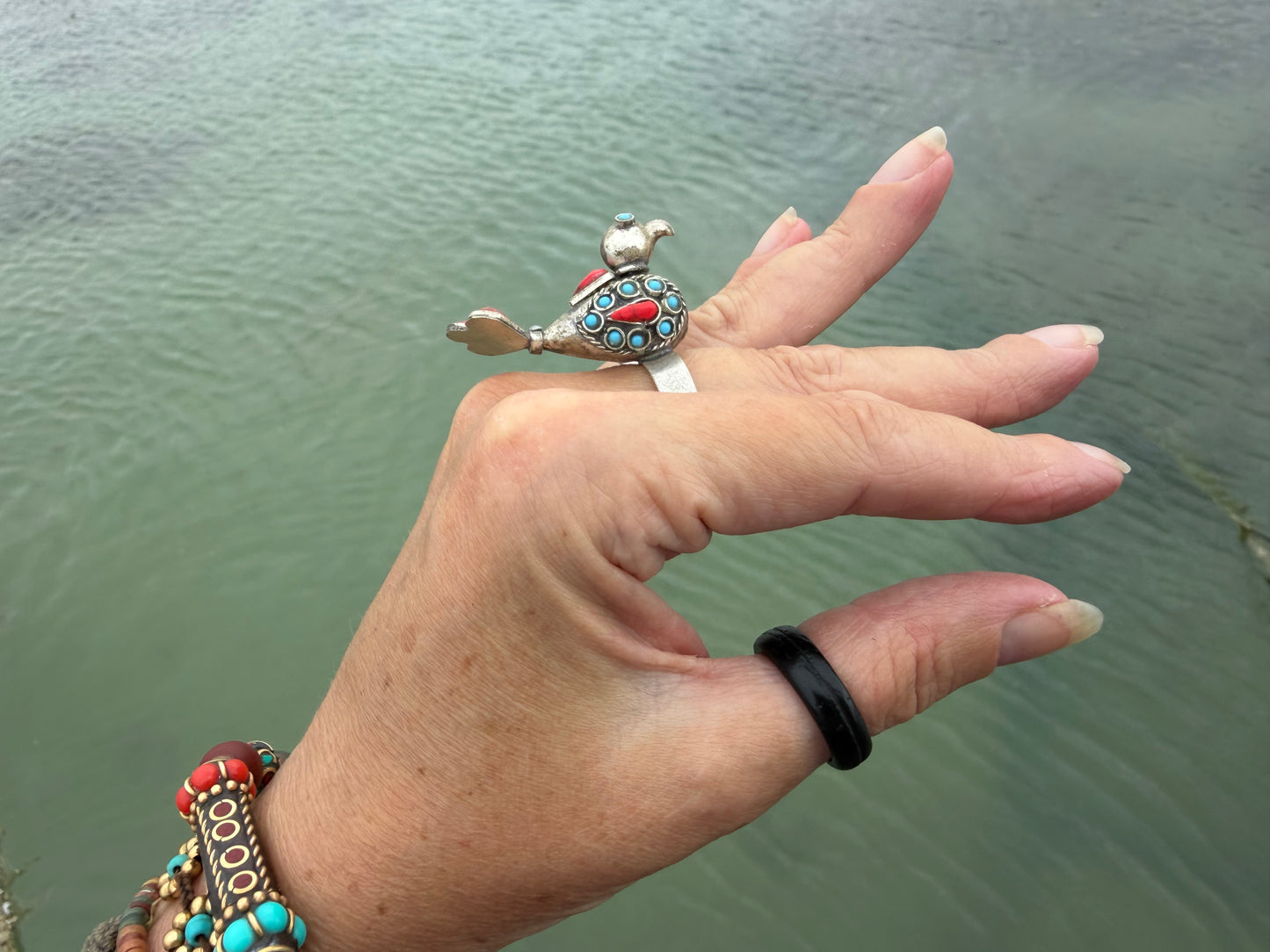 Large vintage bird ring, silver bird ring, vintage jewellery, boho jewellery, ethical jewellery, gypsy ring. Gypsy jewellery, red bird ring