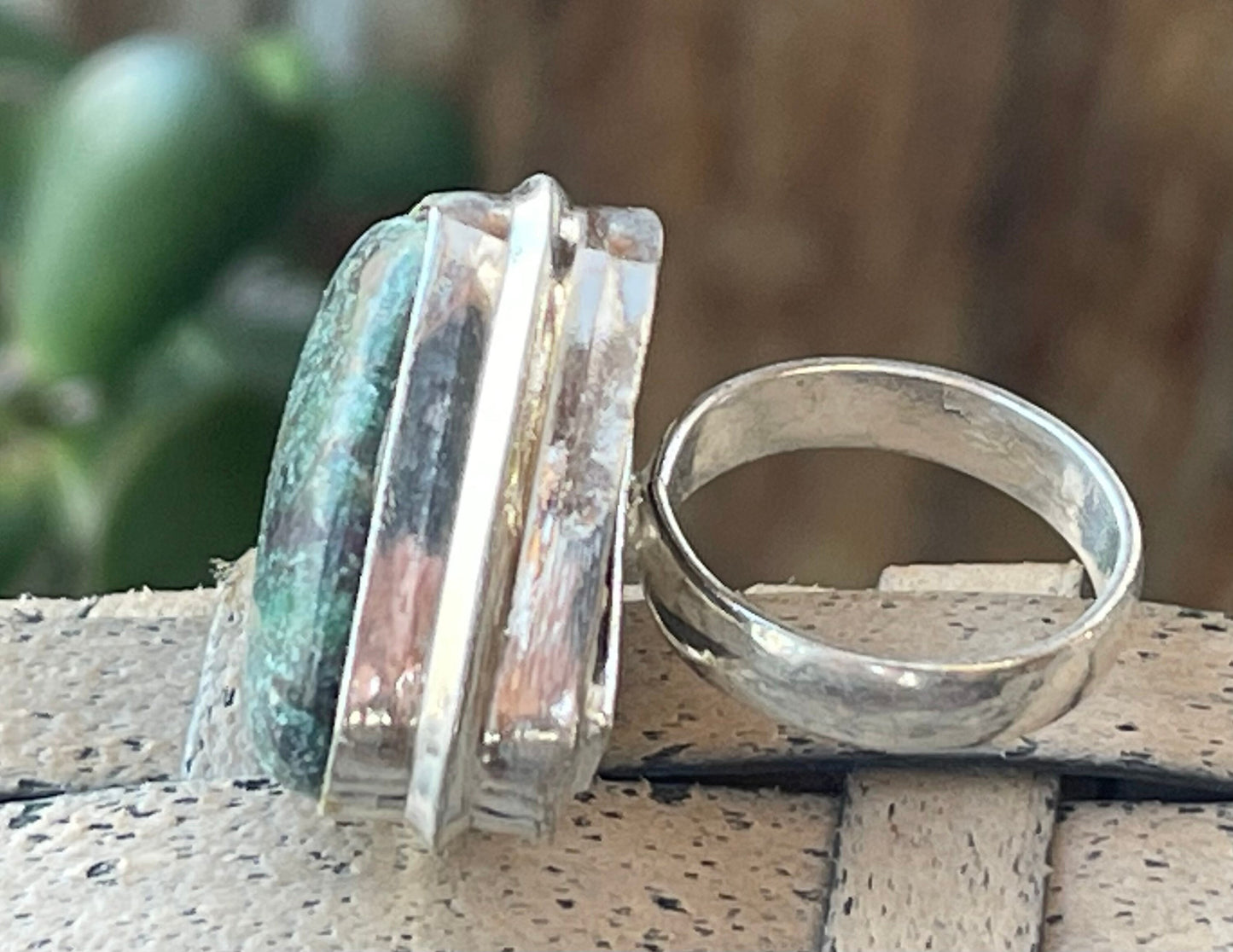 Ruby Fushsite ring. Handmade ring, gift for her, gift for him, unusual ring, Ruby jewellery, boho jewellery, large gemstone ring.