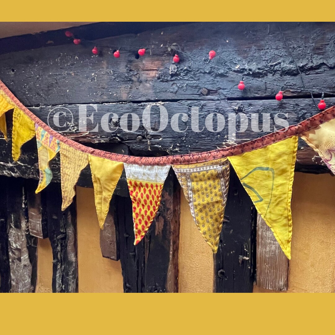 Guirlande JAUNE. Guirlande faite main. Décorations de fête jaunes.