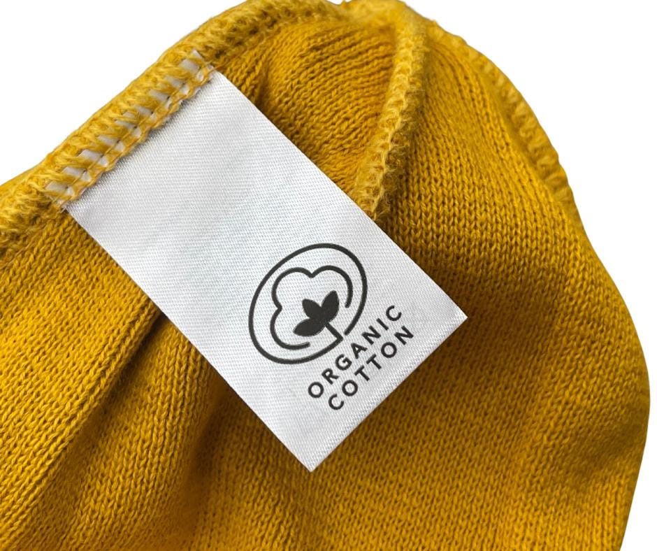 MOUTARDE. Bonnets écologiques. Fabriqués à 100 % en coton issu de l'agriculture biologique.