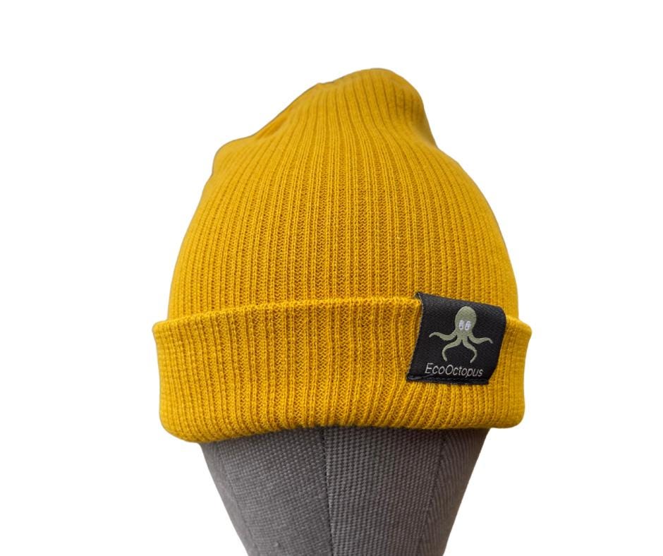 MOUTARDE. Bonnets écologiques. Fabriqués à 100 % en coton issu de l'agriculture biologique.