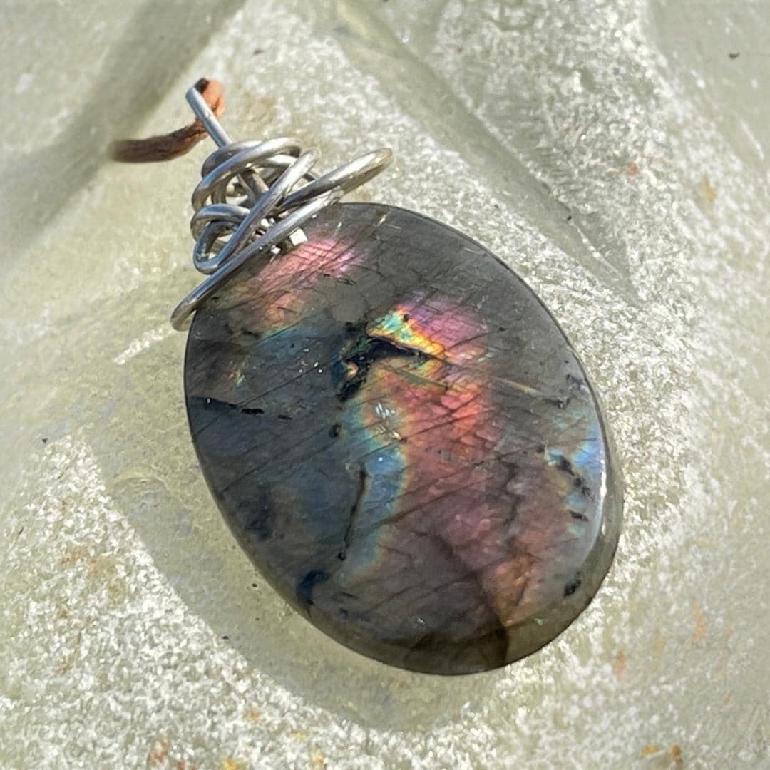 Labradorite necklace, labradorite jewellery. Unusual necklace, boho gift for her, hippy jewellery, labradorite pendant, eco conscious gift
