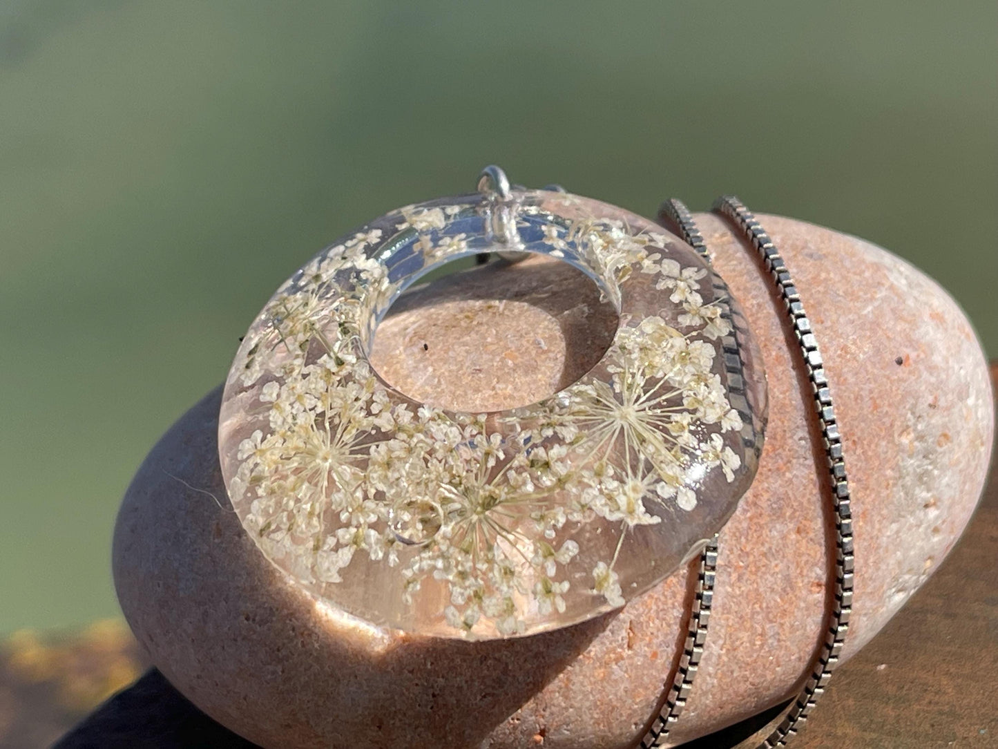 Wild carrot flower necklace, romantic necklace, ethical jewellery, unusual birthday gift for her, unique necklace, unusual gardeners gift