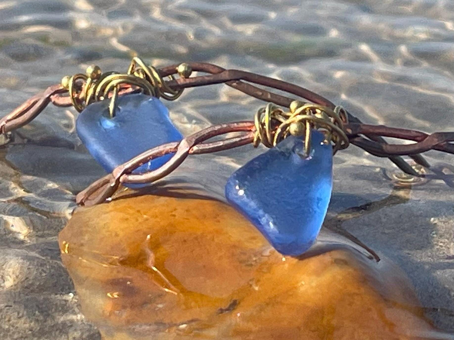 Blue sea glass and recycled copper bracelet. Eco friendly rustic beach jewellery. Unique boho jewellery. Blue sea glass bracelet. Ethical