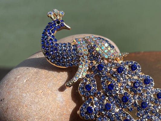 Blue peacock brooch, vintage jewellery, retro jewellery, unusual jewellery, blue brooch, eco friendly gifts for her, ethical jewellery