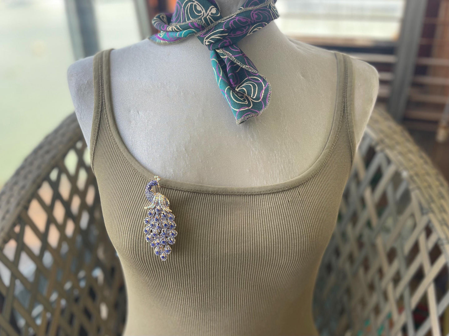 Blue peacock brooch, vintage jewellery, retro jewellery, unusual jewellery, blue brooch, eco friendly gifts for her, ethical jewellery