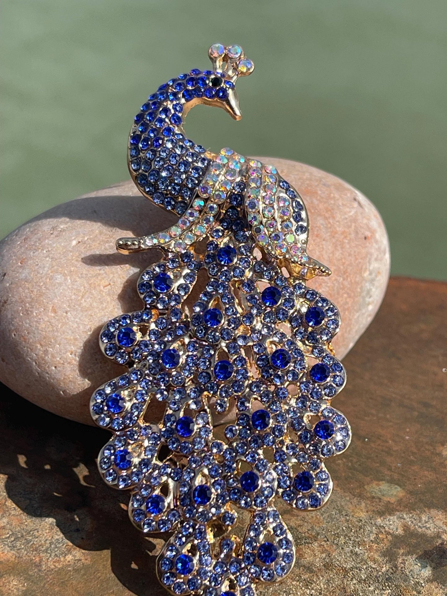 Blue peacock brooch, vintage jewellery, retro jewellery, unusual jewellery, blue brooch, eco friendly gifts for her, ethical jewellery