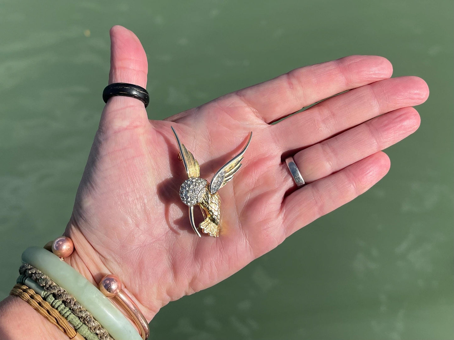 Hummingbird brooch, vintage jewellery, retro jewellery, unusual jewellery, bird brooch, eco friendly gifts for her, ethical jewellery