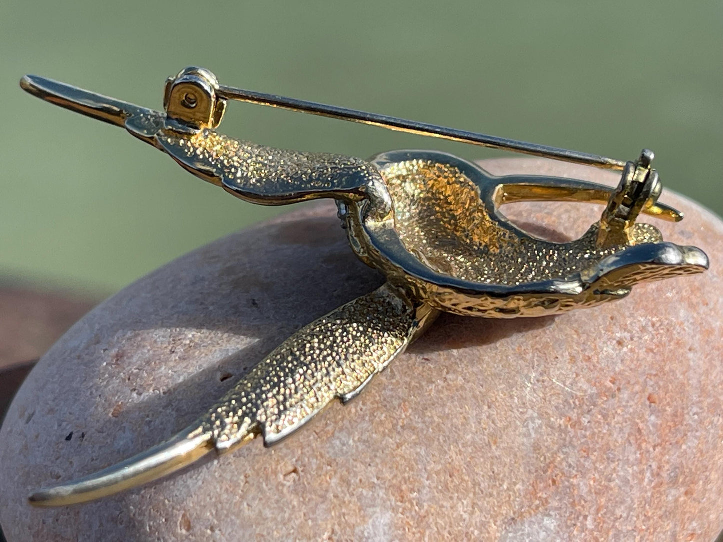 Hummingbird brooch, vintage jewellery, retro jewellery, unusual jewellery, bird brooch, eco friendly gifts for her, ethical jewellery