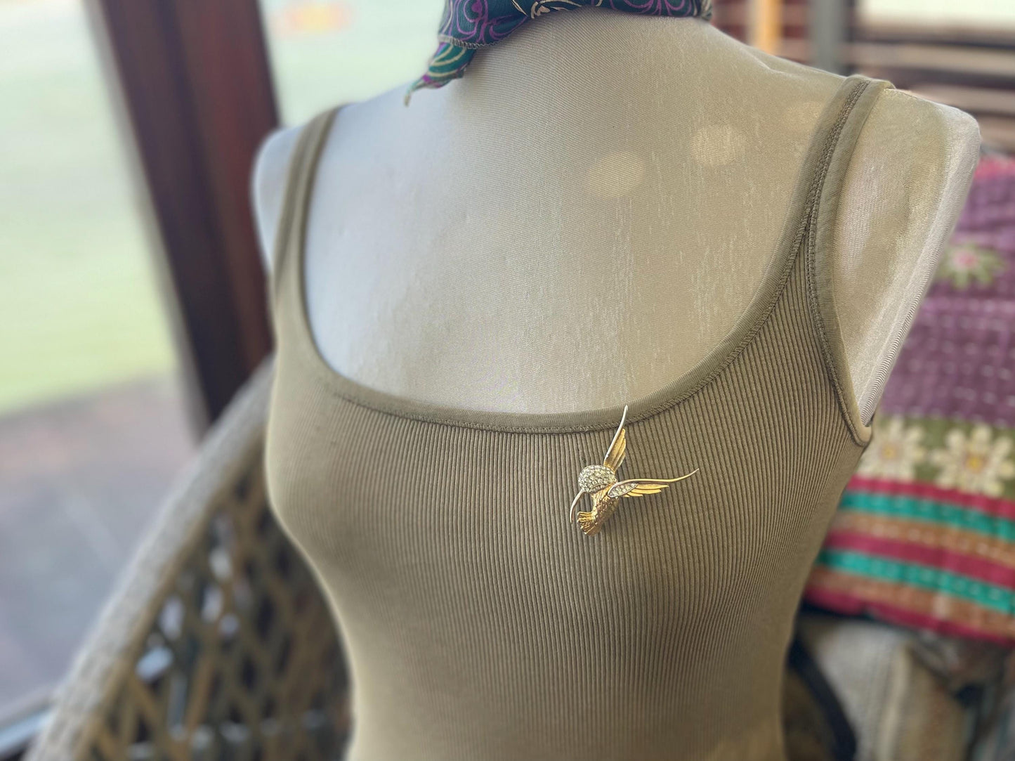 Hummingbird brooch, vintage jewellery, retro jewellery, unusual jewellery, bird brooch, eco friendly gifts for her, ethical jewellery