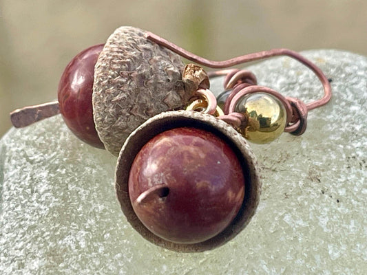 Handmade acorn earrings. Gift for gardener, made from real acorns, recycled copper and vintage beads. Eco friendly jewellery. Ethically made