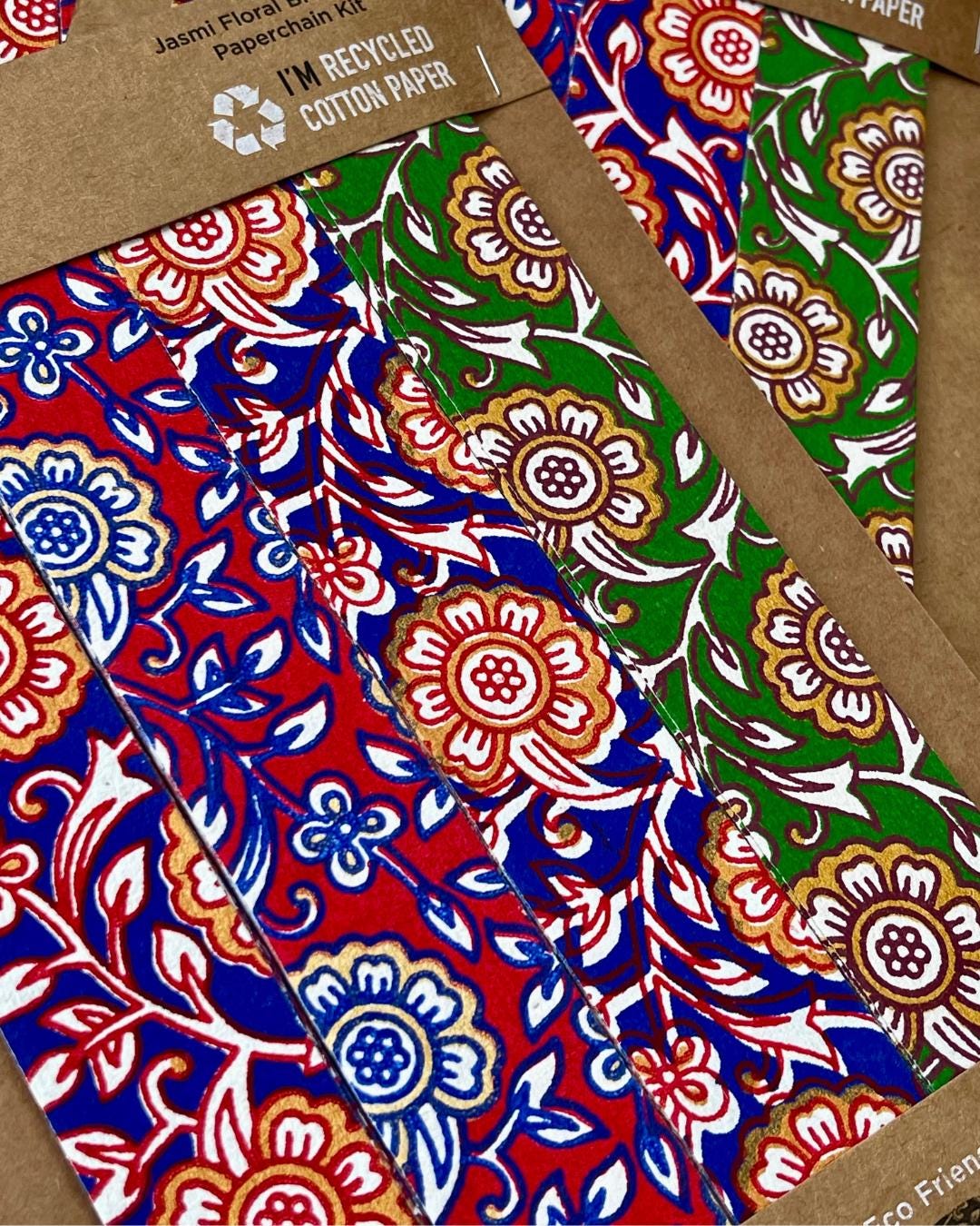 Recycled paper chains. Hand printed paper chains for parties and special occasions. Great family activity. Eco friendy paper garlands.