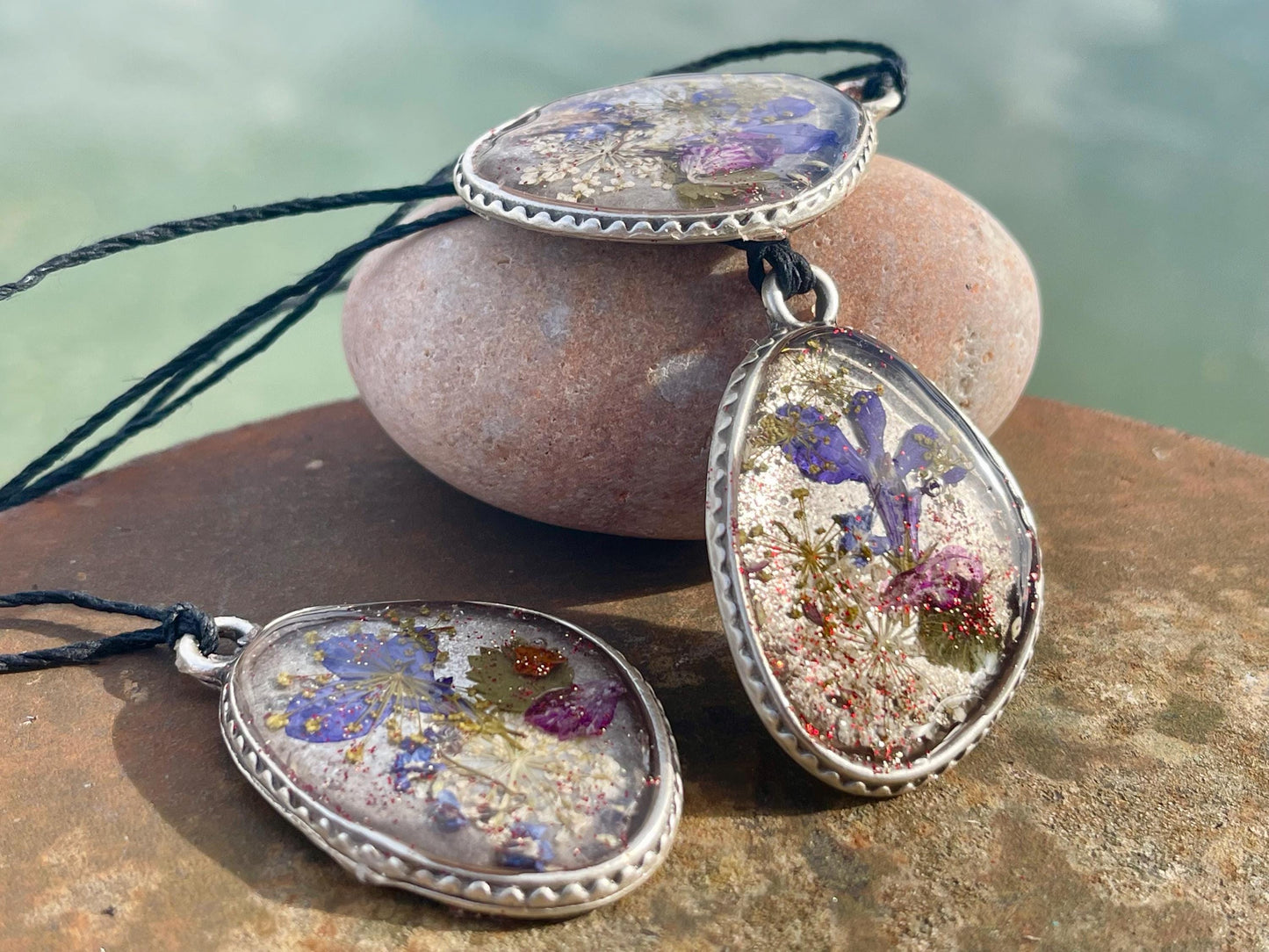 Flower necklace, ethical jewellery, violet necklace, handmade necklace, boho jewellery, gift for her flower pendant, handmade boho necklace