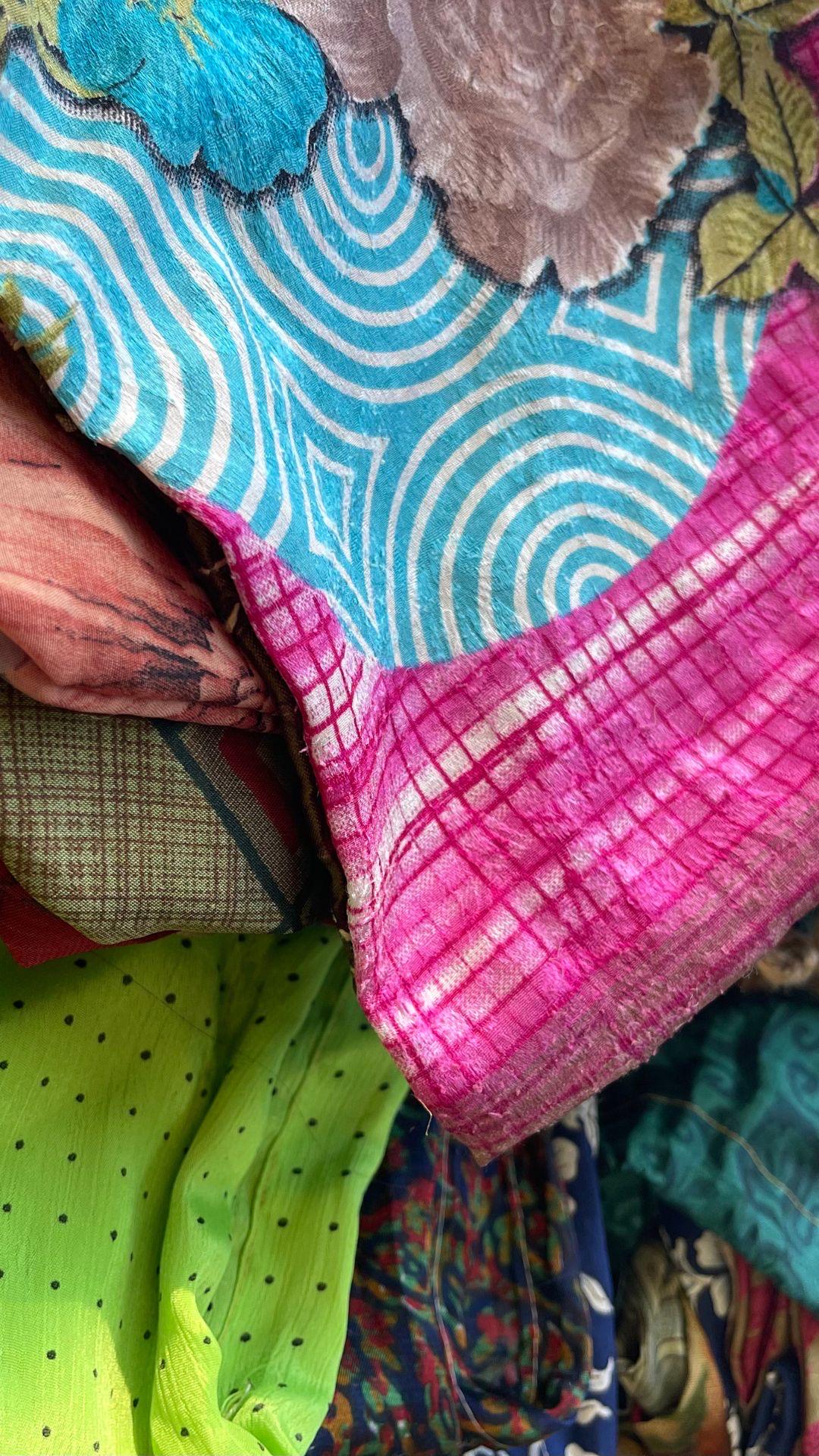Small & medium recycled sari bags. Eco friendly wrapping option. Recycled bags for gifts. Recycled gift bags. Ethical draw string bags.
