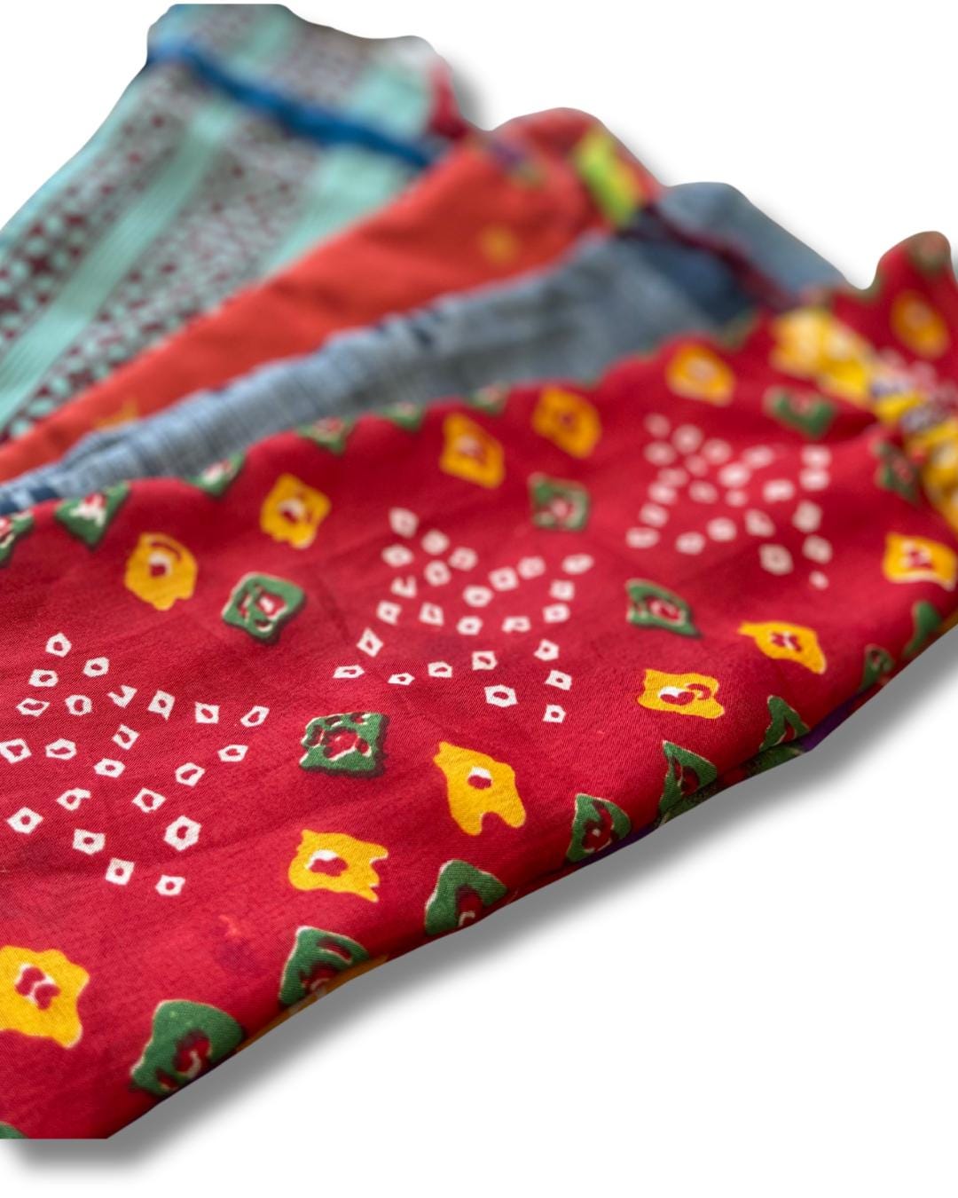 4 recycled sari bottle bags. Eco friendly bottle bags. Recycled bags for gifts. Recycled gift bags. Ethical draw string bags. Wine bags.