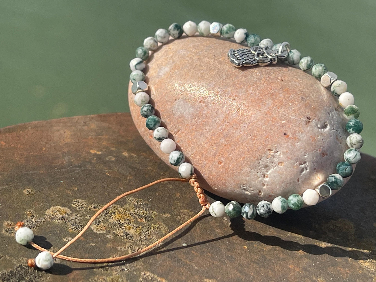 Adjustable moss agate gemstone bracelet. Handmade unique jewellery. Owl beacelet. Owl jewellery. Moss agate jewellery. Moss agate bracelet.