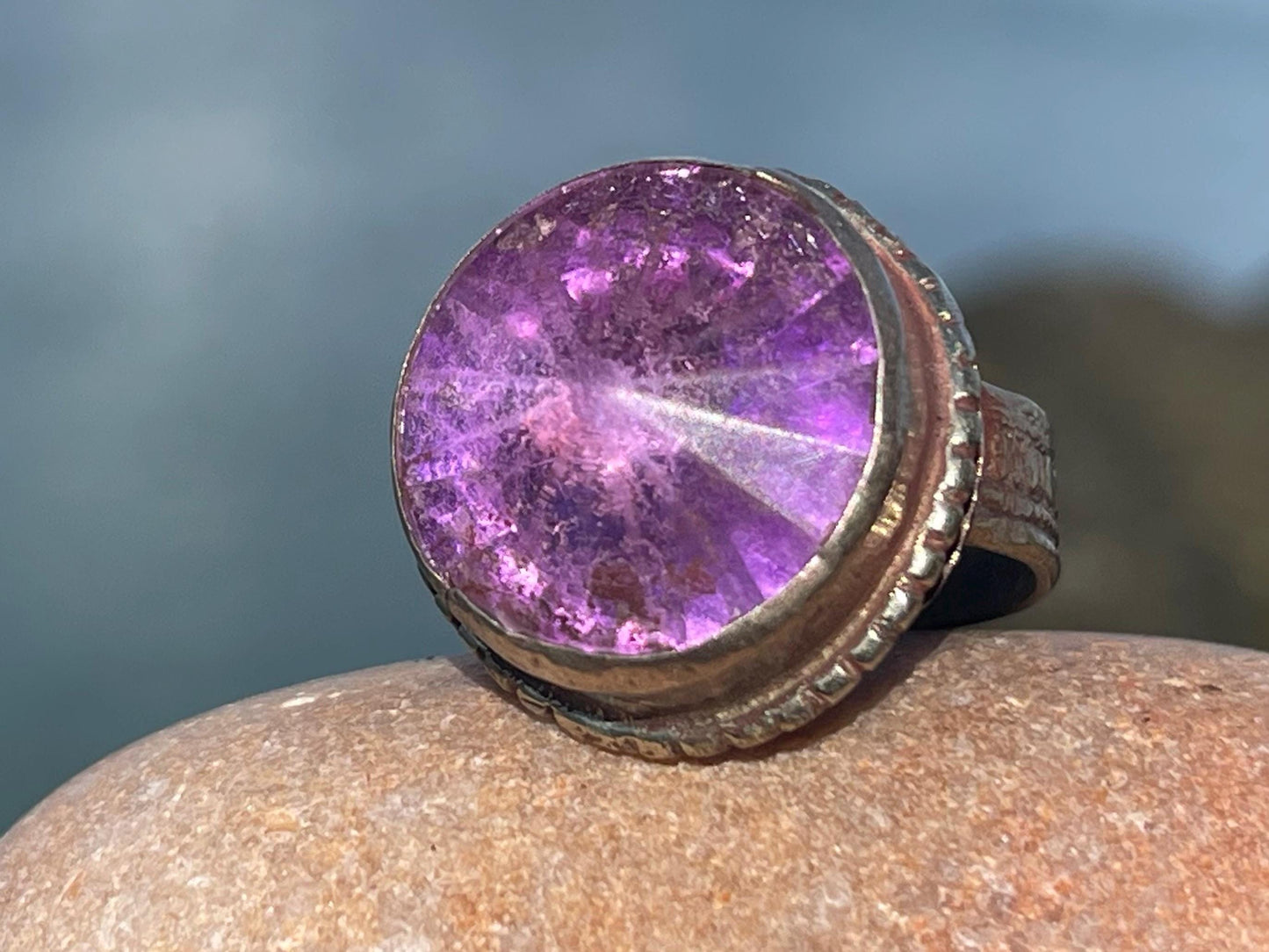 Fabulous purple vintage ring, large purple ring, boho vintage jewellery, ethical jewellery, gypsy ring. Gypsy jewellery, statement jewellery