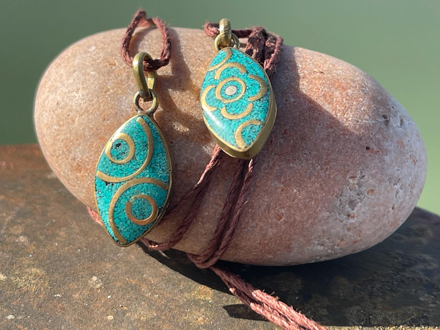 Beautiful turquoise necklace, turquoise pendant, vintage jewellery, ethical jewellery, gemstone pendant, boho necklace, unique necklace