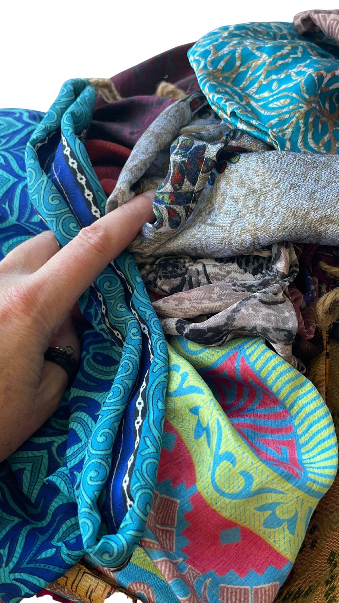 Small & medium recycled sari bags. Eco friendly wrapping option. Recycled bags for gifts. Recycled gift bags. Ethical draw string bags.