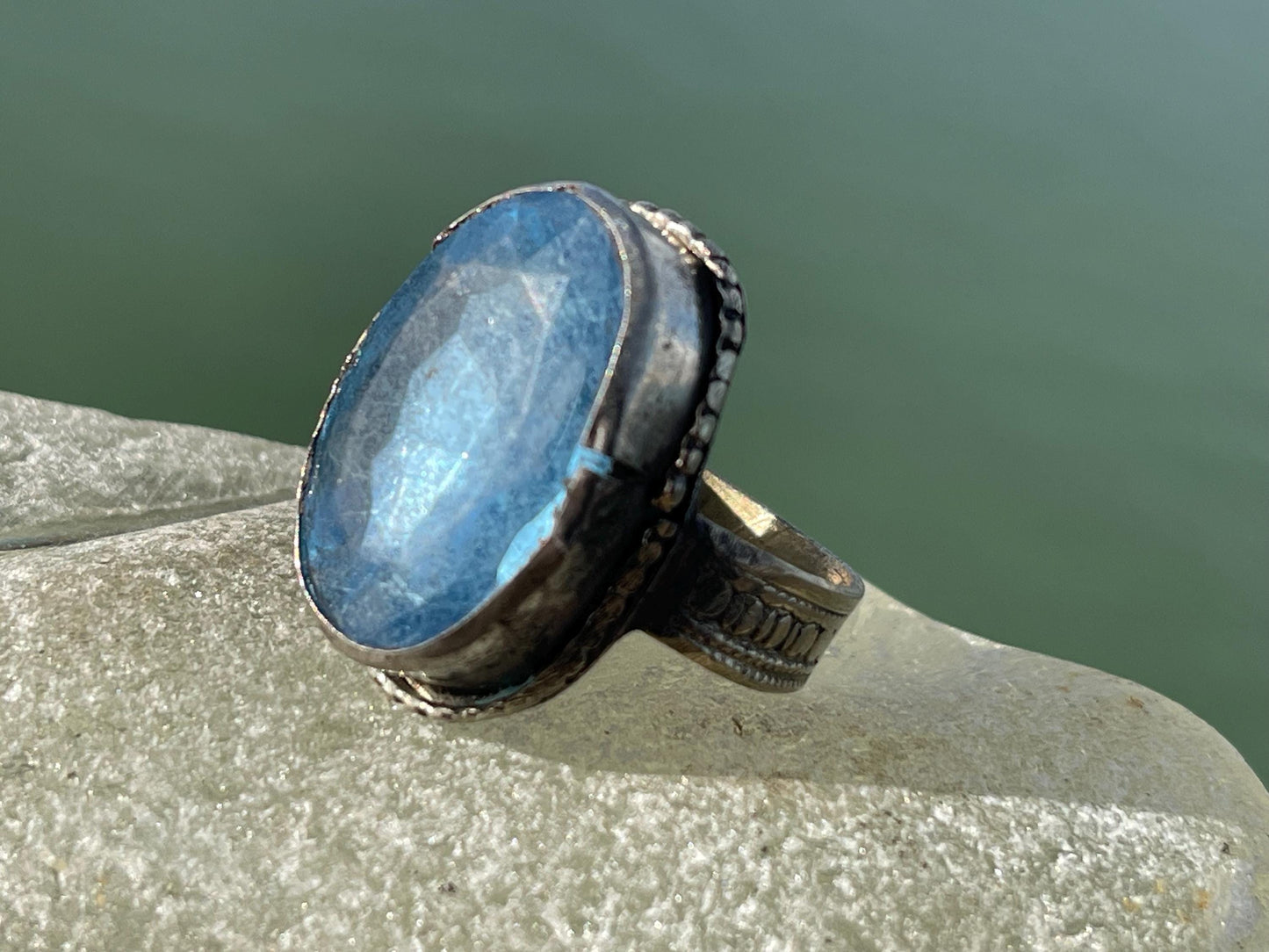 Fabulous vintage ring, large blue ring, boho vintage jewellery, ethical jewellery, gypsy ring. Gypsy jewellery, statement jewellery