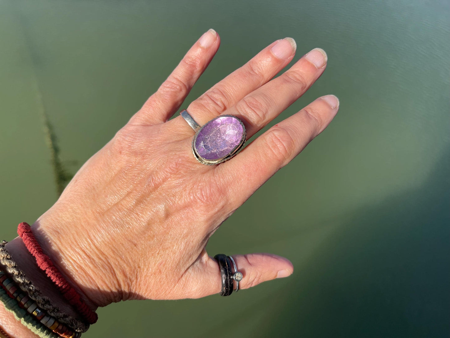 Fabulous vintage ring, large purple ring, boho vintage jewellery, ethical jewellery, gypsy ring. Gypsy jewellery, statement jewellery