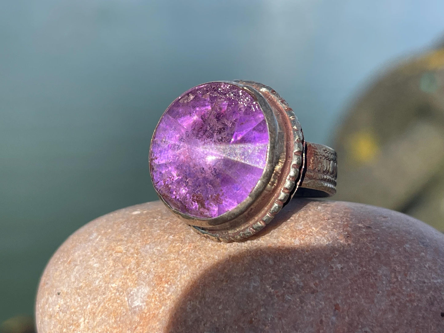 Fabulous purple vintage ring, large purple ring, boho vintage jewellery, ethical jewellery, gypsy ring. Gypsy jewellery, statement jewellery