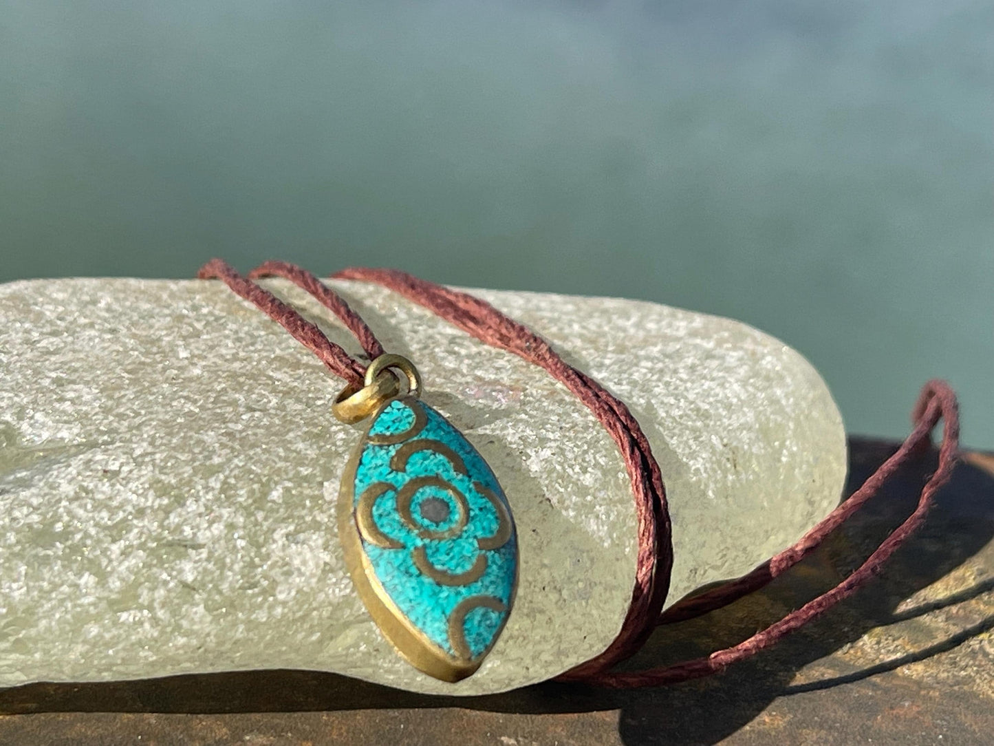 Beautiful turquoise necklace, turquoise pendant, vintage jewellery, ethical jewellery, gemstone pendant, boho necklace, unique necklace