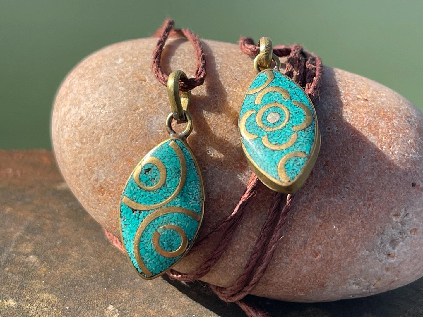 Beautiful turquoise necklace, turquoise pendant, vintage jewellery, ethical jewellery, gemstone pendant, boho necklace, unique necklace