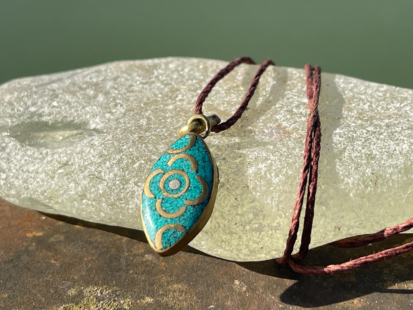 Beautiful turquoise necklace, turquoise pendant, vintage jewellery, ethical jewellery, gemstone pendant, boho necklace, unique necklace