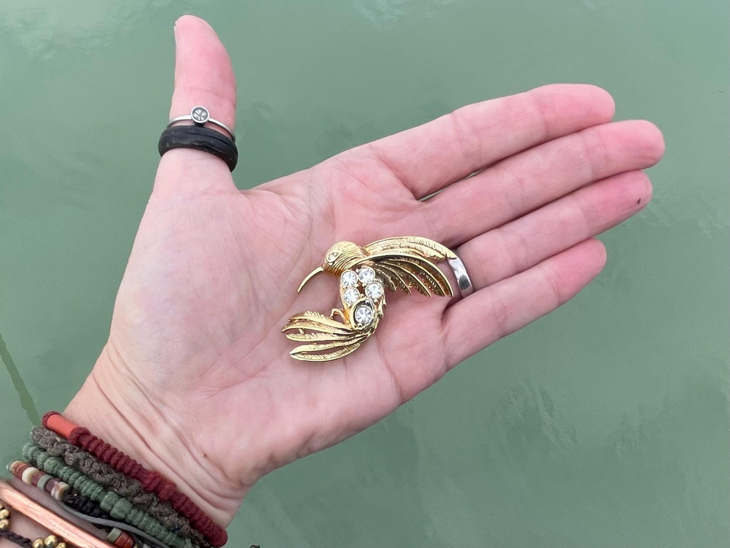 Hummingbird brooch, vintage jewellery, retro jewellery, unusual jewellery, bird brooch, eco friendly gifts for her, ethical jewellery