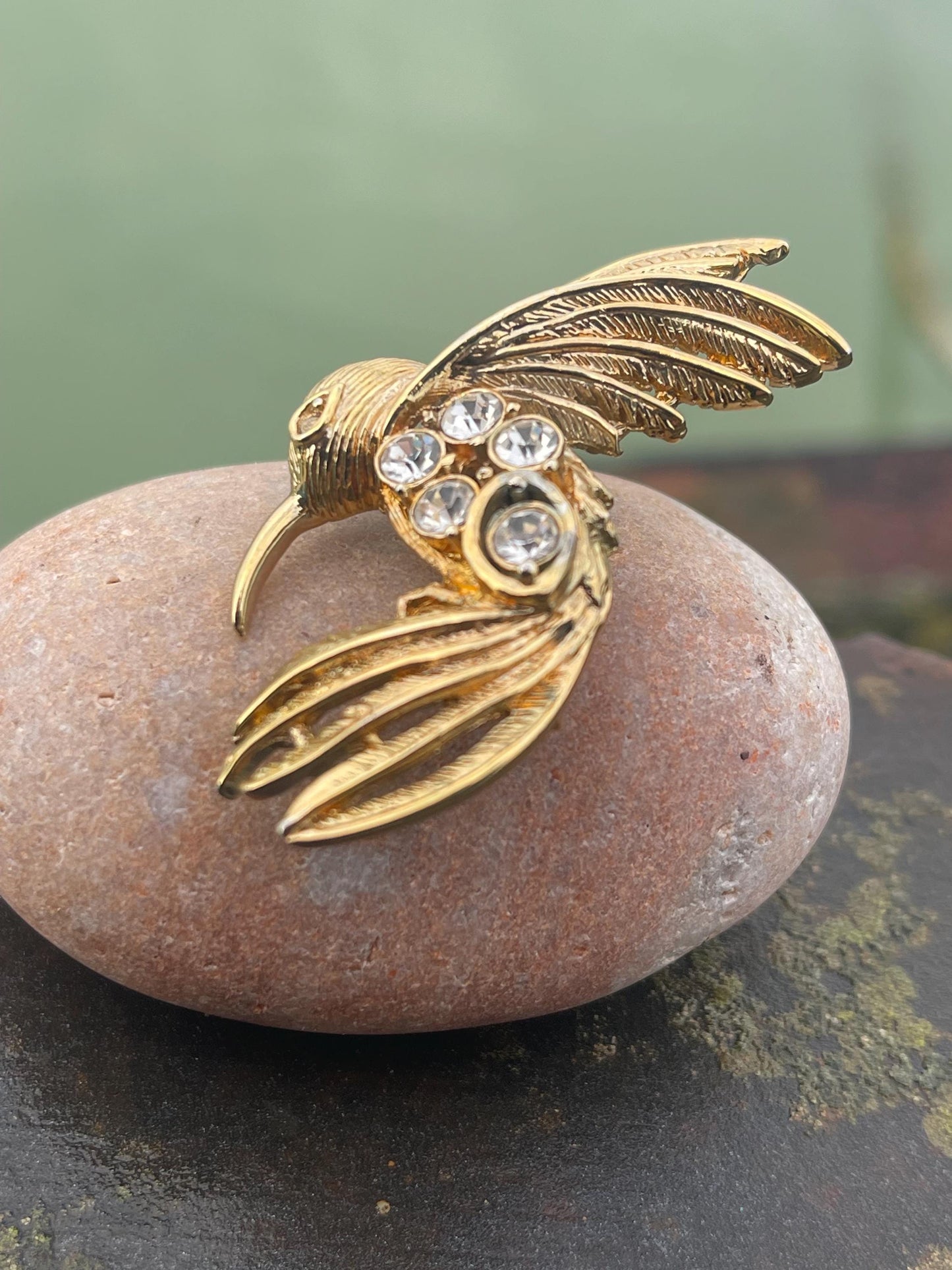Hummingbird brooch, vintage jewellery, retro jewellery, unusual jewellery, bird brooch, eco friendly gifts for her, ethical jewellery