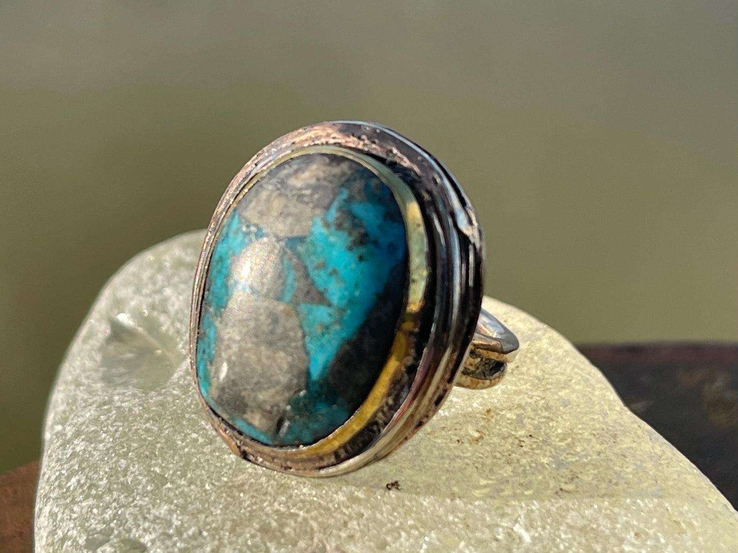 Fabulous vintage turquoise ring, boho vintage jewellery, ethical jewellery, gypsy ring. Eco friendly jewellery. Turquoise jewellery.