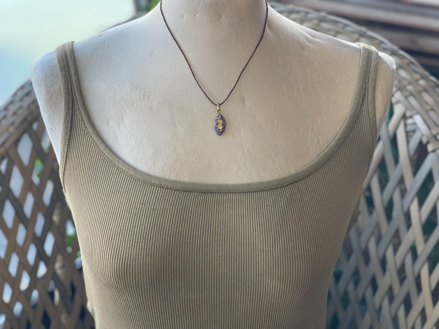 Beautiful little lapis necklace, lapis pendant, vintage jewellery, ethical jewellery, gemstone pendant, boho necklace, unique necklace