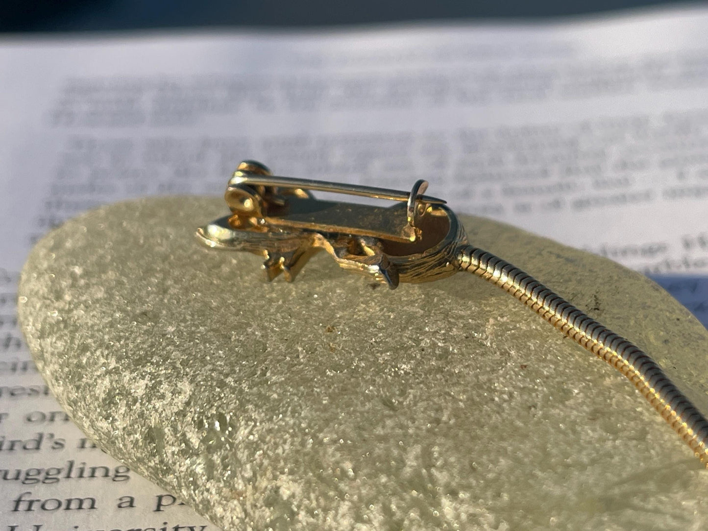 Cat brooch, vintage brooch, vintage jewellery, retro jewellery, eco friendly gift for her, ethical jewellery, articulated jewellery