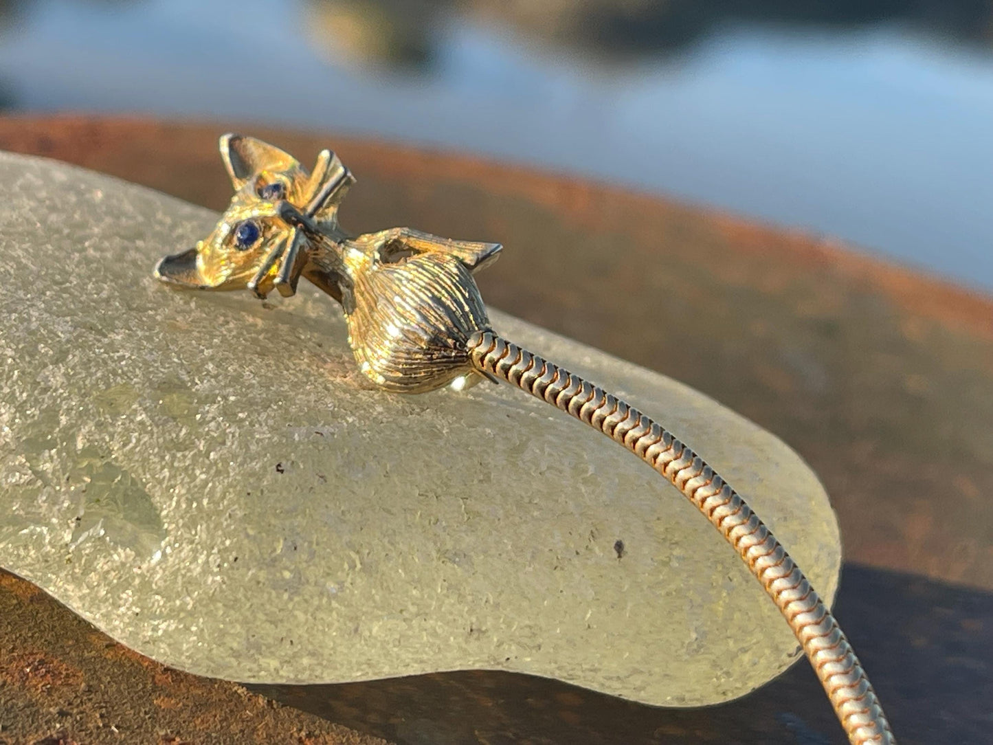 Cat brooch, vintage brooch, vintage jewellery, retro jewellery, eco friendly gift for her, ethical jewellery, articulated jewellery