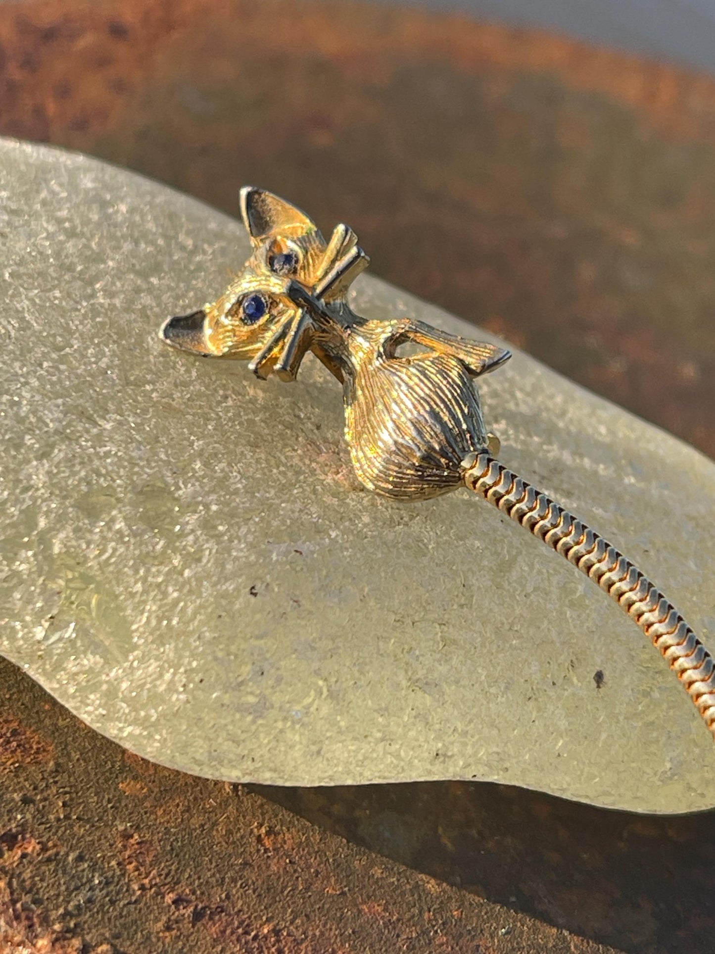 Cat brooch, vintage brooch, vintage jewellery, retro jewellery, eco friendly gift for her, ethical jewellery, articulated jewellery