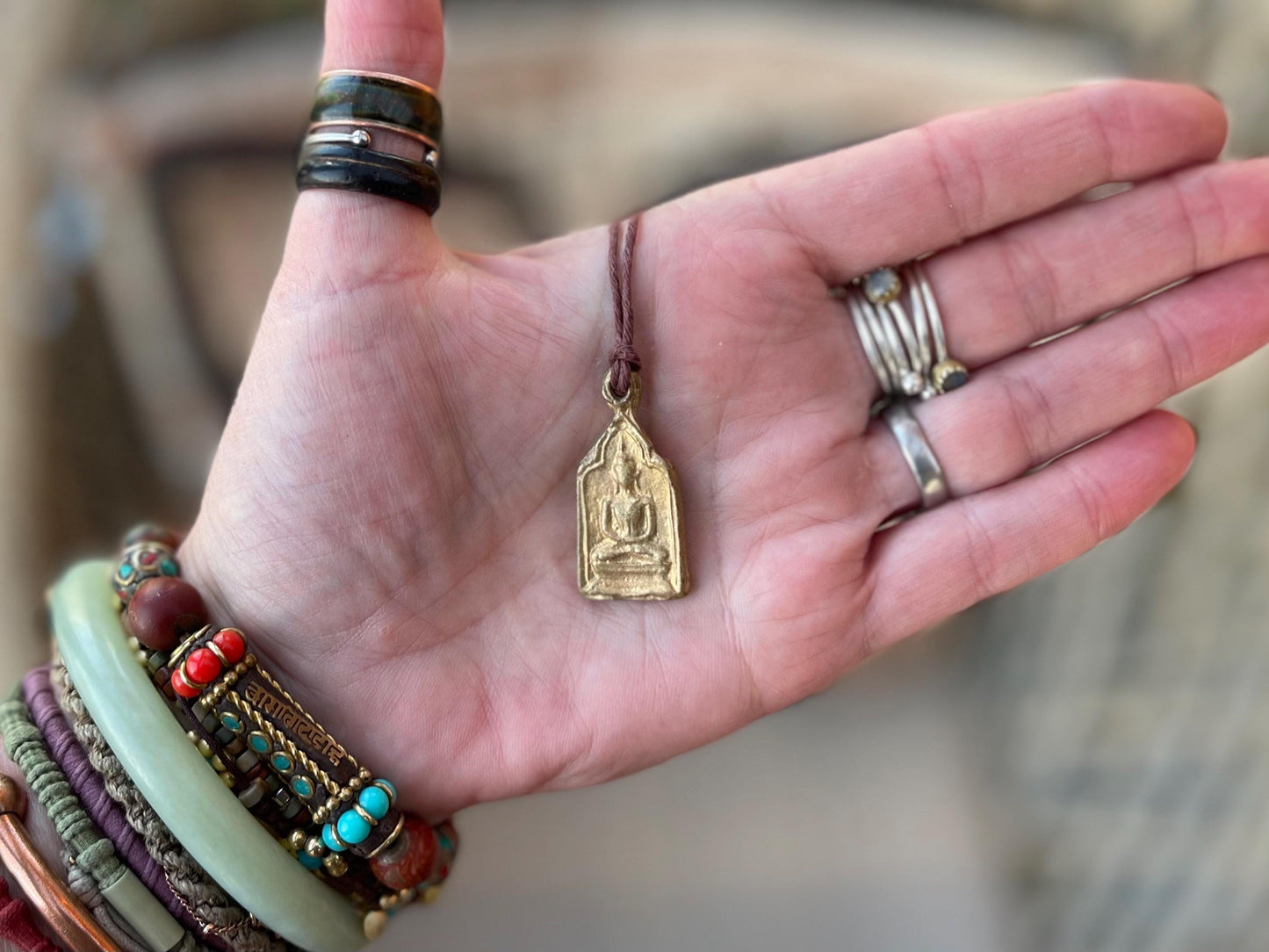 Vintage Thai Buddhist pendant. Antique Buddhist pendant. Thai amulet. Buddha necklace. Buddha jewellery. Yoga jewellery. Vintage necklaces.