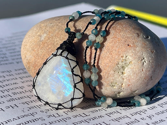 Stunning macrame moonstone necklace on an adjustable cord. Handmade gemstone necklace, boho jewellery. Macrame jewellery. Unique necklace.