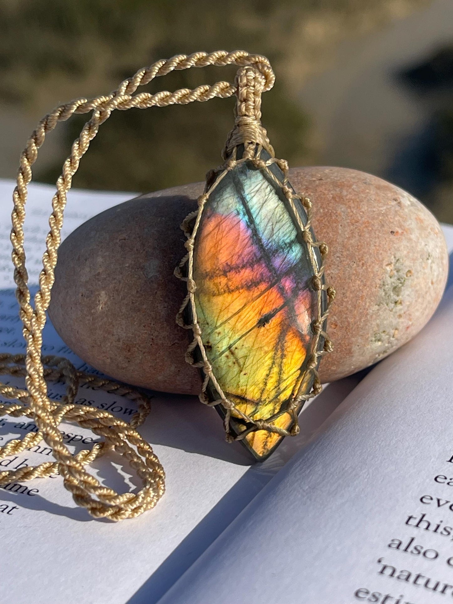 Stunning macrame labradorite necklace on an adjustable cord. Handmade gemstone necklace, boho jewellery. Macrame jewellery. Unique necklace.