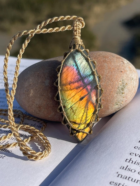 Stunning macrame labradorite necklace on an adjustable cord. Handmade gemstone necklace, boho jewellery. Macrame jewellery. Unique necklace.