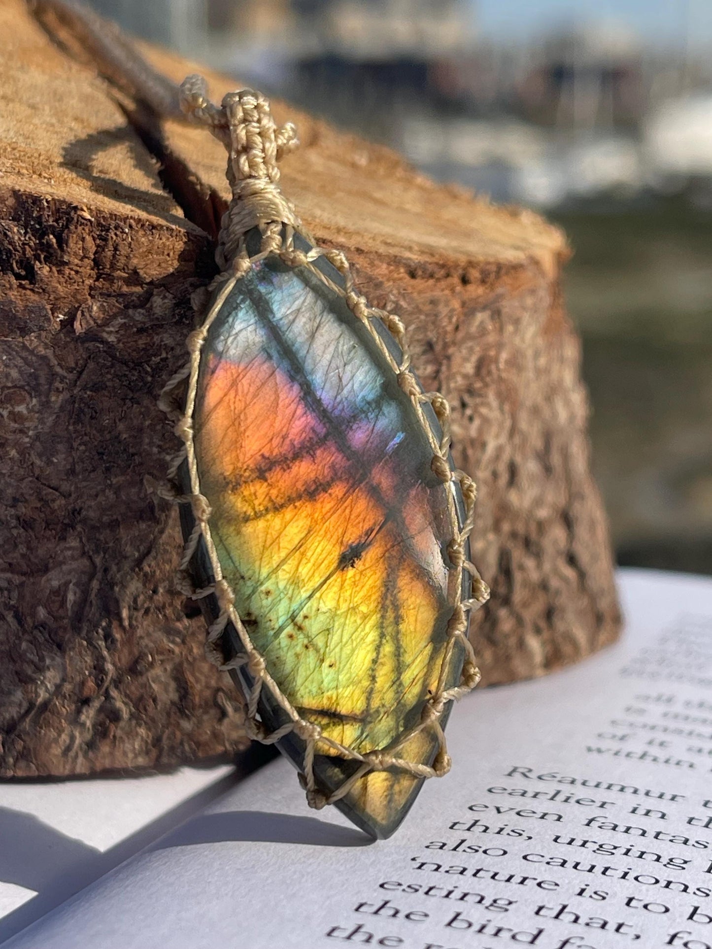 Stunning macrame labradorite necklace on an adjustable cord. Handmade gemstone necklace, boho jewellery. Macrame jewellery. Unique necklace.