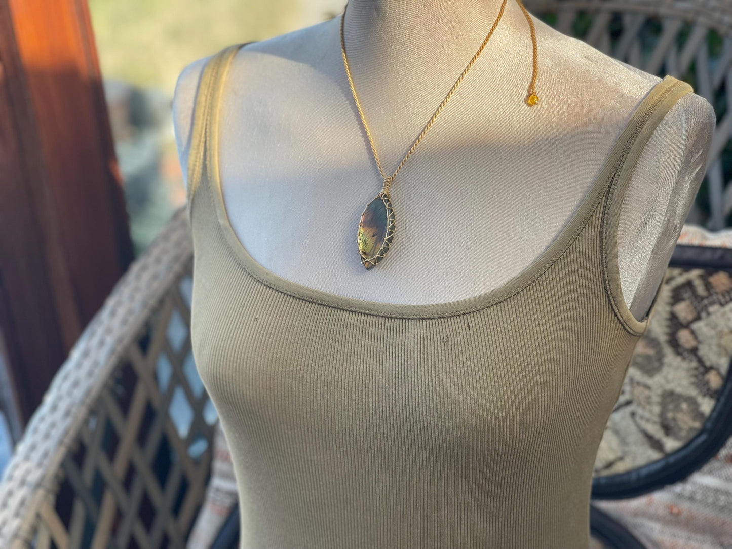 Stunning macrame labradorite necklace on an adjustable cord. Handmade gemstone necklace, boho jewellery. Macrame jewellery. Unique necklace.